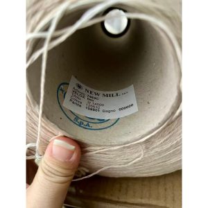Alternative view of Len Ý -(NEW MILL S.P.A) Dư - 40% Merino - 25% Nylon - 25% Rayon - 10% Cashmere